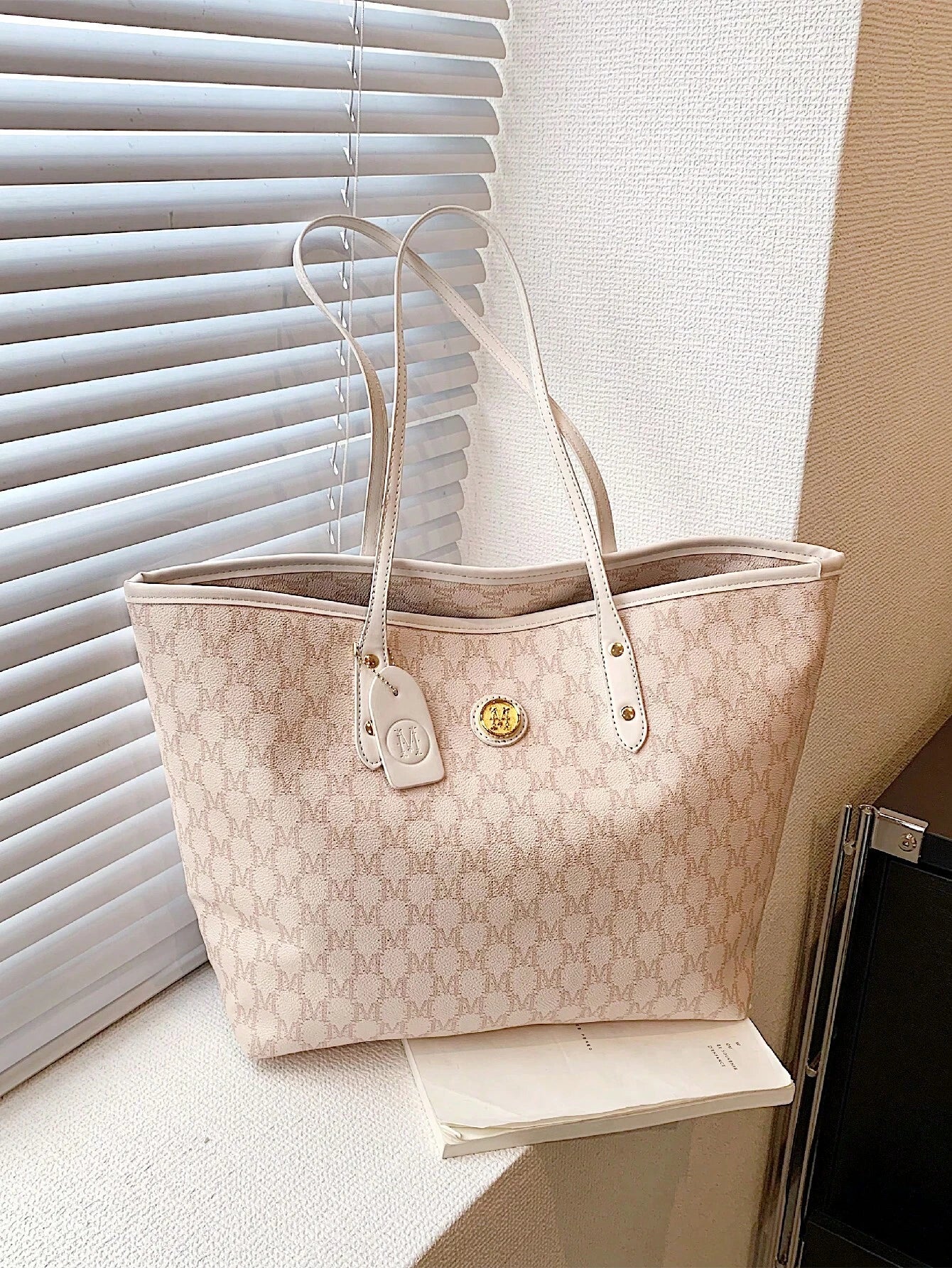 1Pc Bags, Handbags, High-Quality Bags, 2024 New Fashion Versatile Luxury Handbags, Shoulder Bags, Large-Capacity Office Shoulder Bags, Suitable For, Giving Gifts to Girlfriends, Shopping, Dating, Traveling and Playing, Work and Other Scenes., Eye-Catching Work Bags for Women
